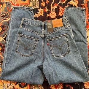 Levi’s High Loose Taper Jeans